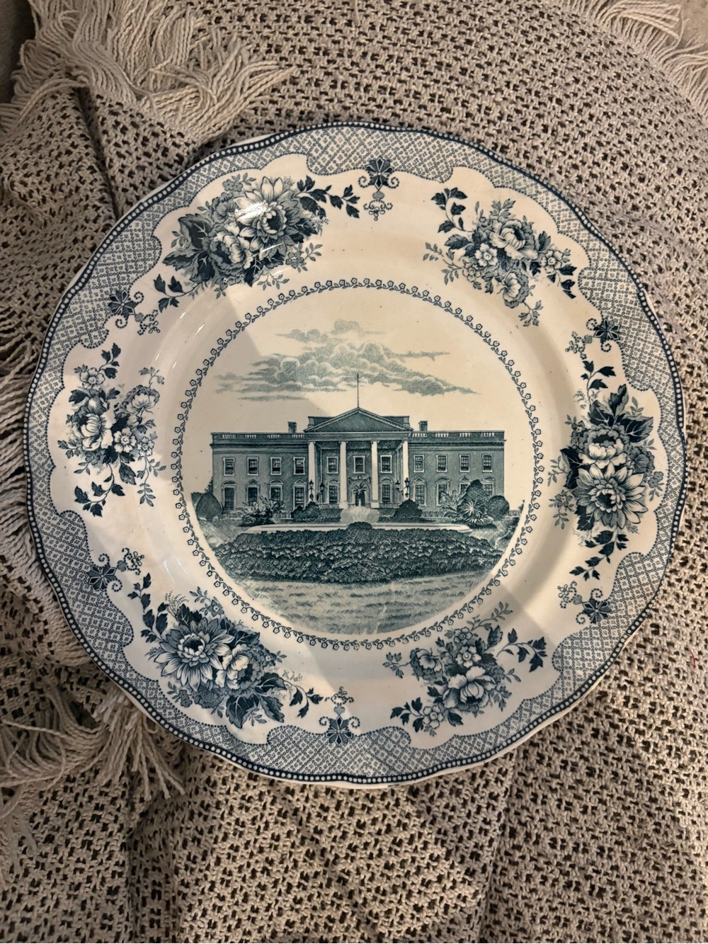 1905-1910 Buffalo Pottery White House Plate - Mint Condition